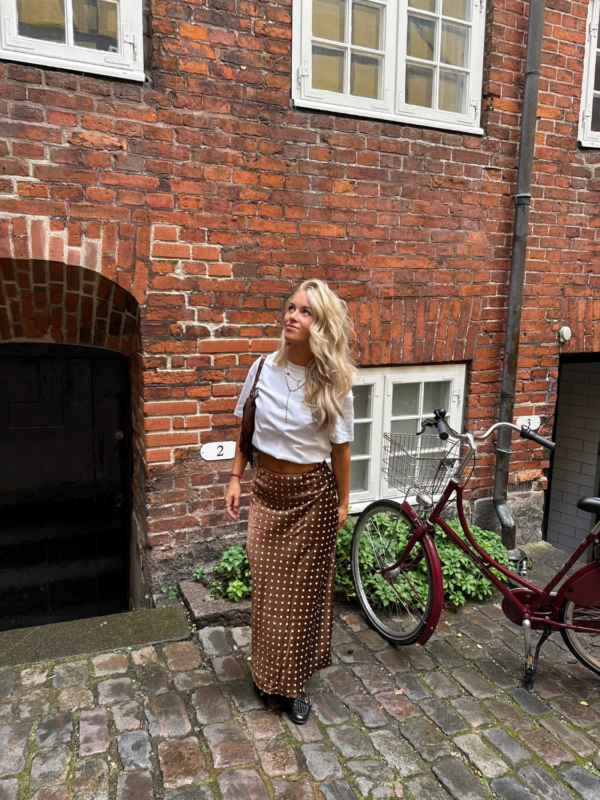 Dotty skirt